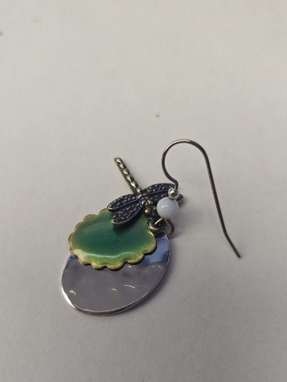 🌷3/$25 Layered Dragonfly Silvertone Dangle Earrings - Picture 8 of 8